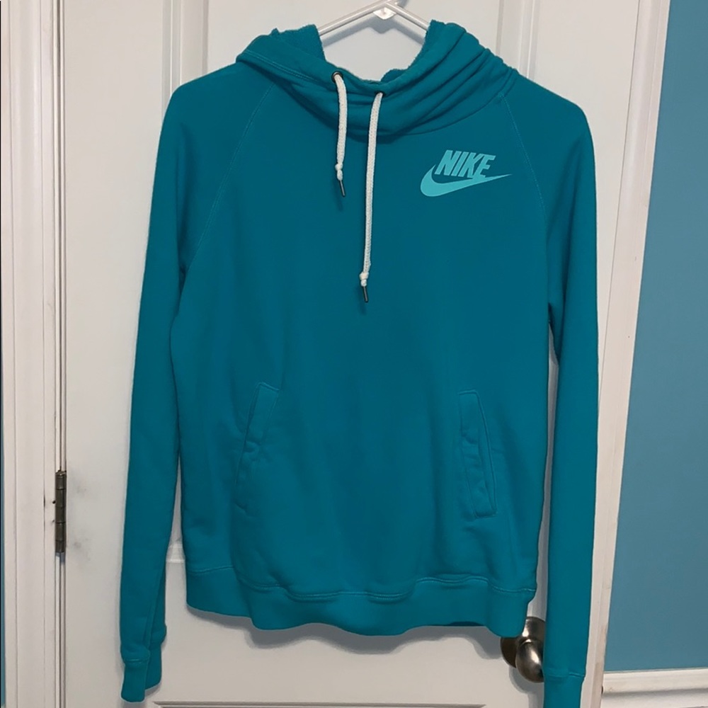 Women’s Nike Sweatshirt